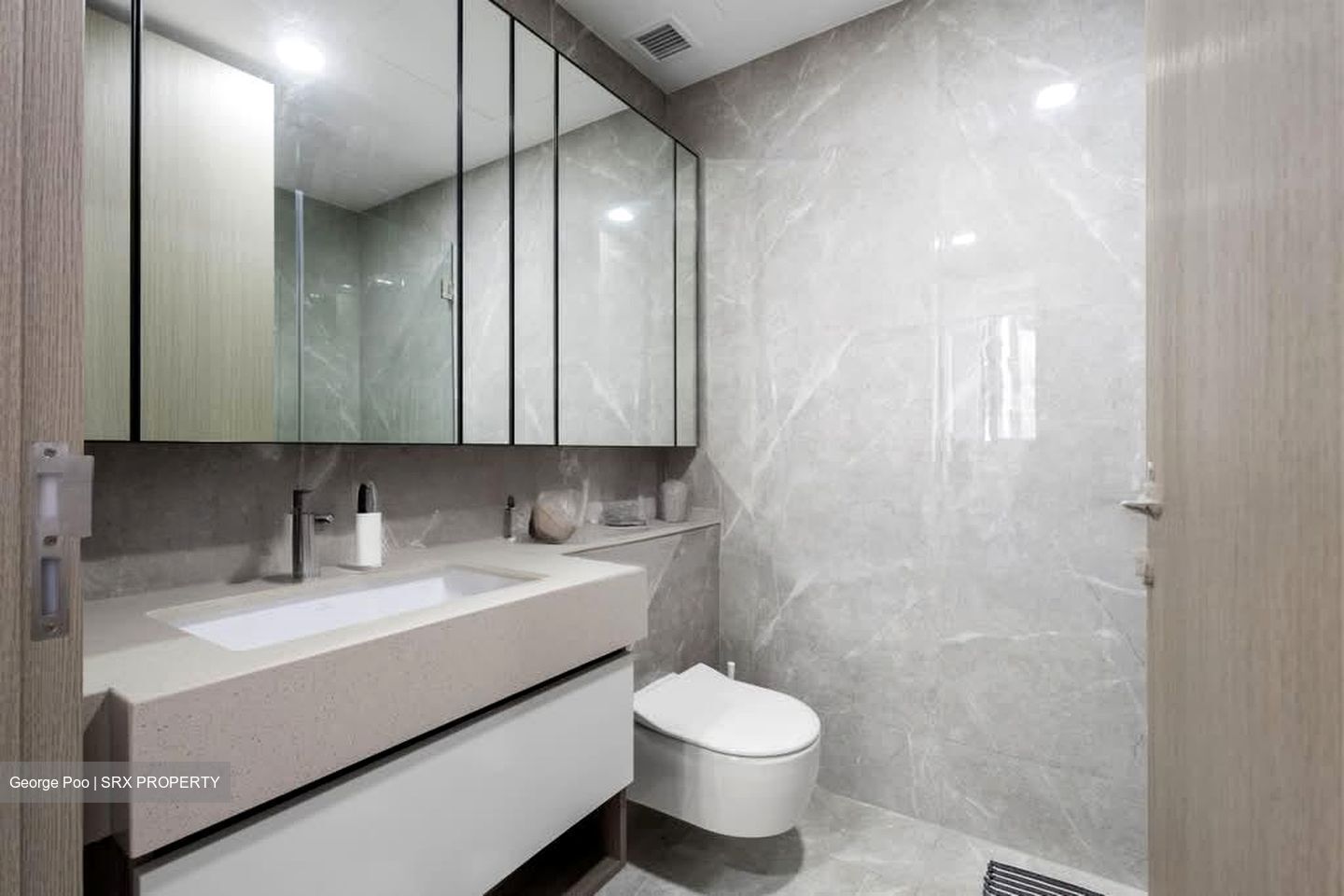 Dairy Farm Residences (D23), Apartment #564970011